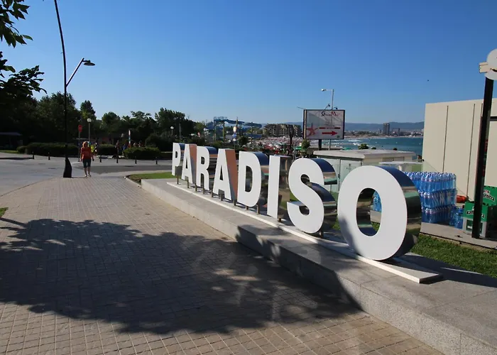 Paradiso 'в' 201 One Bedroom * Nessebar