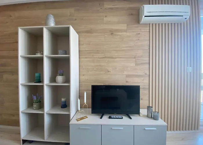 Apartment Paradiso 'в' 201 One Bedroom *