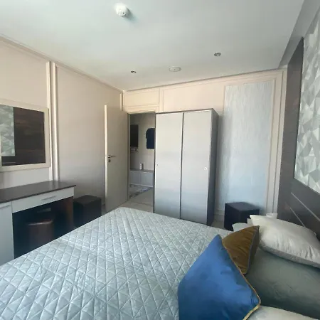 Апартаменты Paradiso 'в' 201 One Bedroom