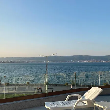 Paradiso 'в' 201 One Bedroom Nesebar