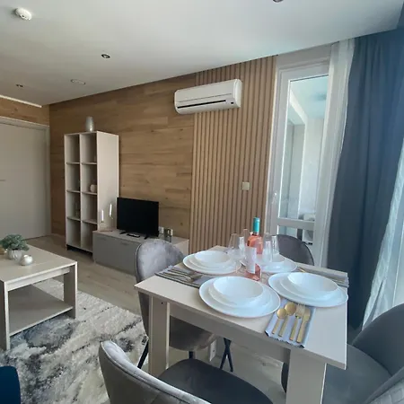 Paradiso 'в' 201 One Bedroom Апартаменты Несебр