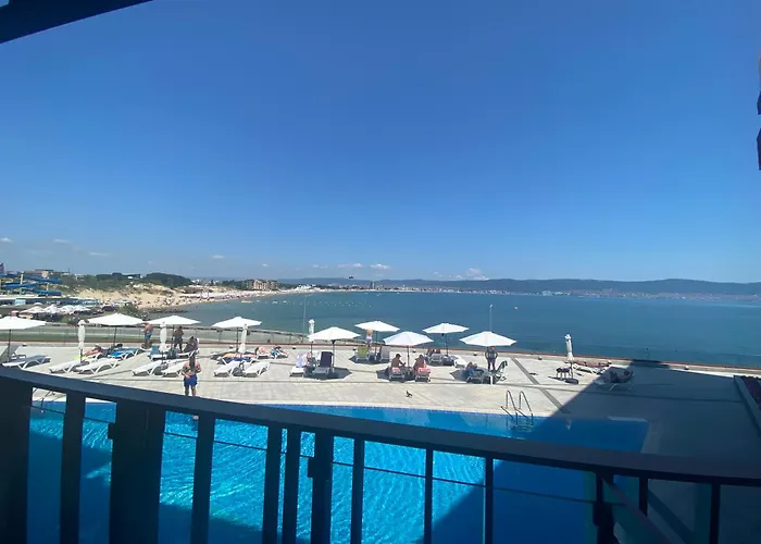 Paradiso 'в' 201 One Bedroom